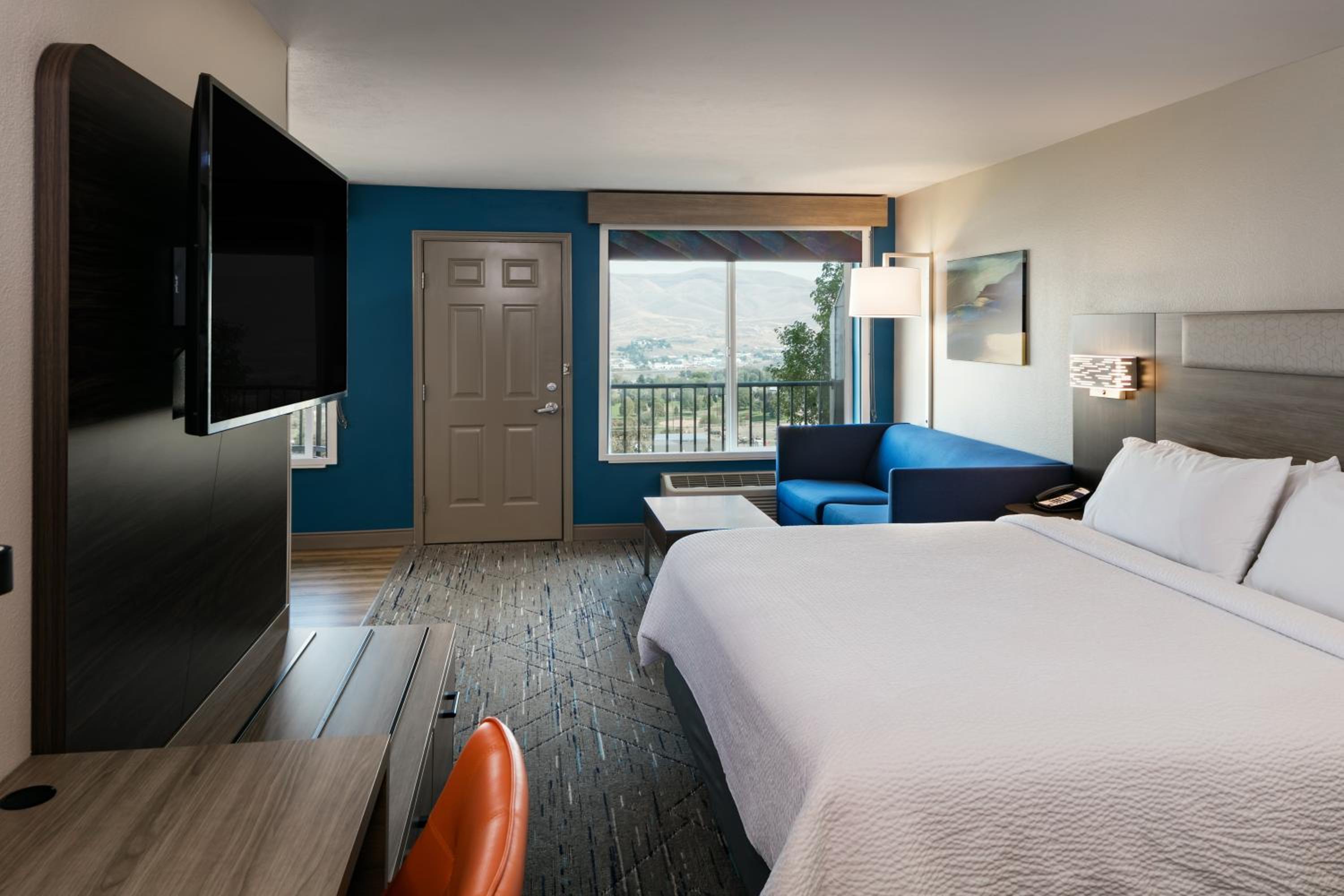 holiday inn express lewiston by ihg