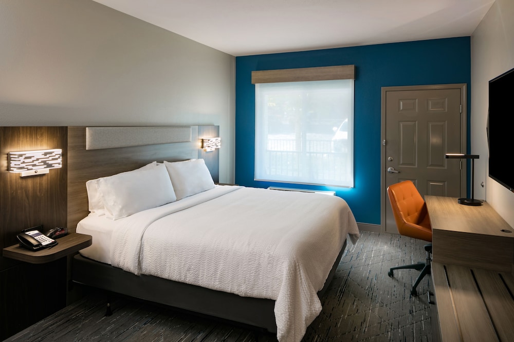 holiday inn express lewiston by ihg