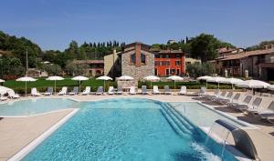 residence borgo mondragon