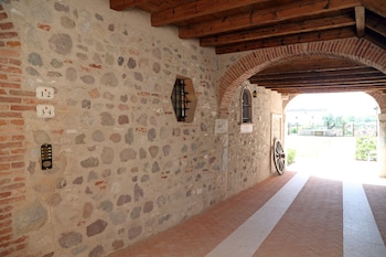 residence borgo mondragon