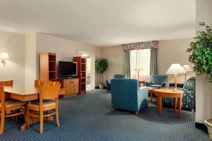 embassy suites by hilton lexington uk coldstream