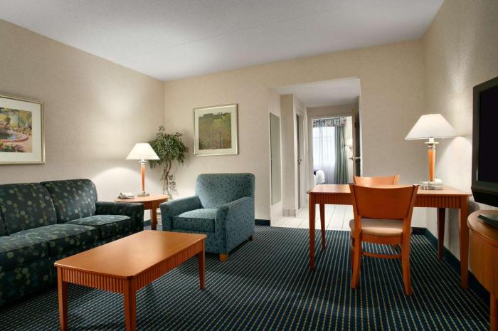 embassy suites by hilton lexington uk coldstream