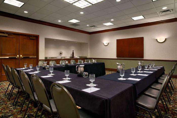 embassy suites by hilton lexington uk coldstream
