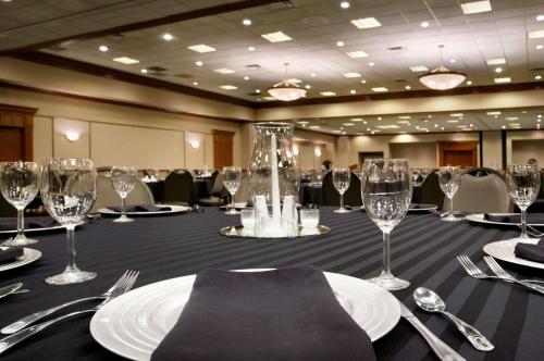 embassy suites by hilton lexington uk coldstream