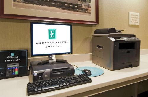 embassy suites by hilton lexington uk coldstream