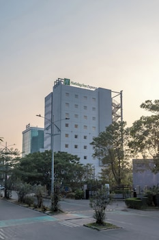 holiday inn express kolkata new town by ihg