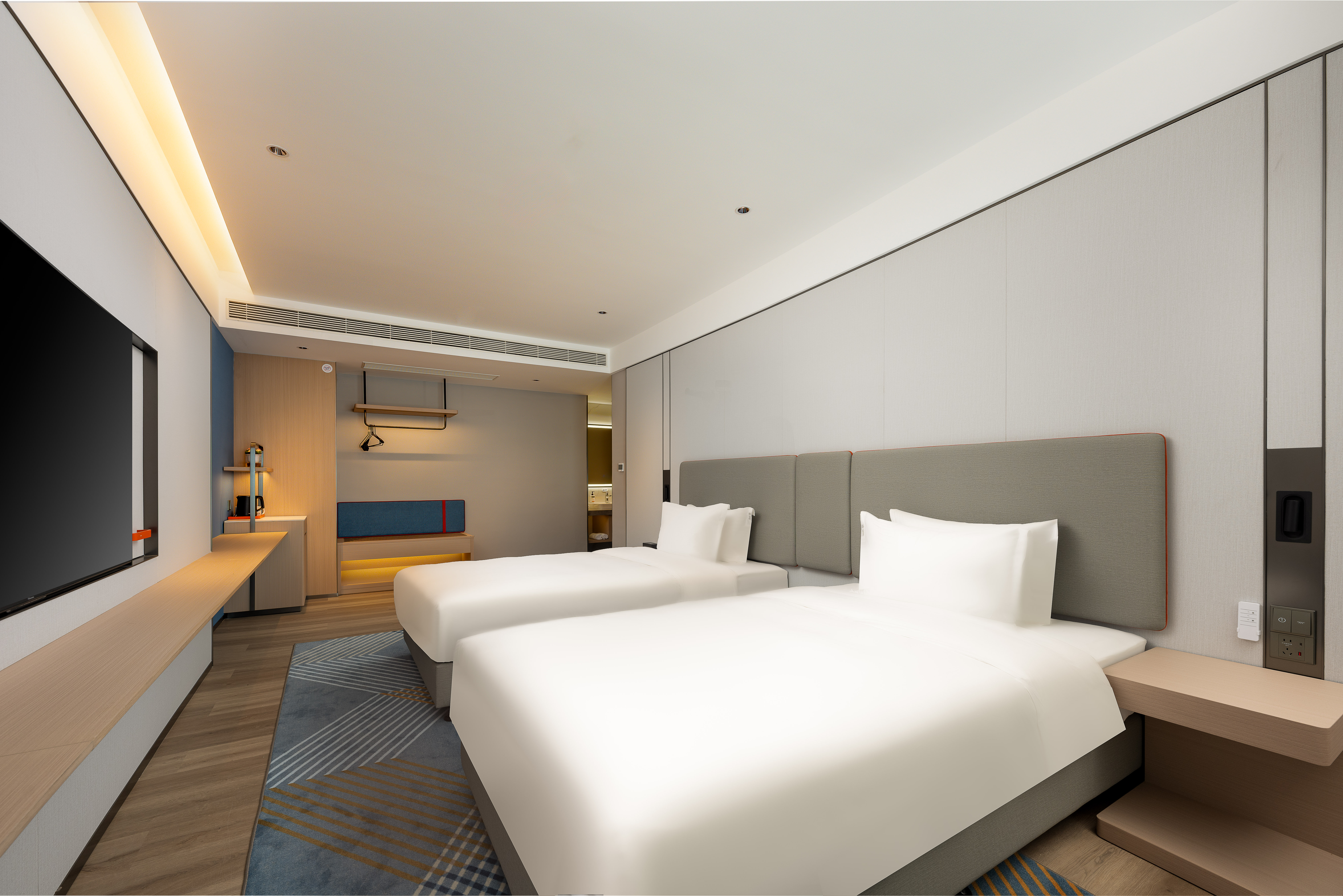 holiday inn express nanjing riverside an ihg hotel