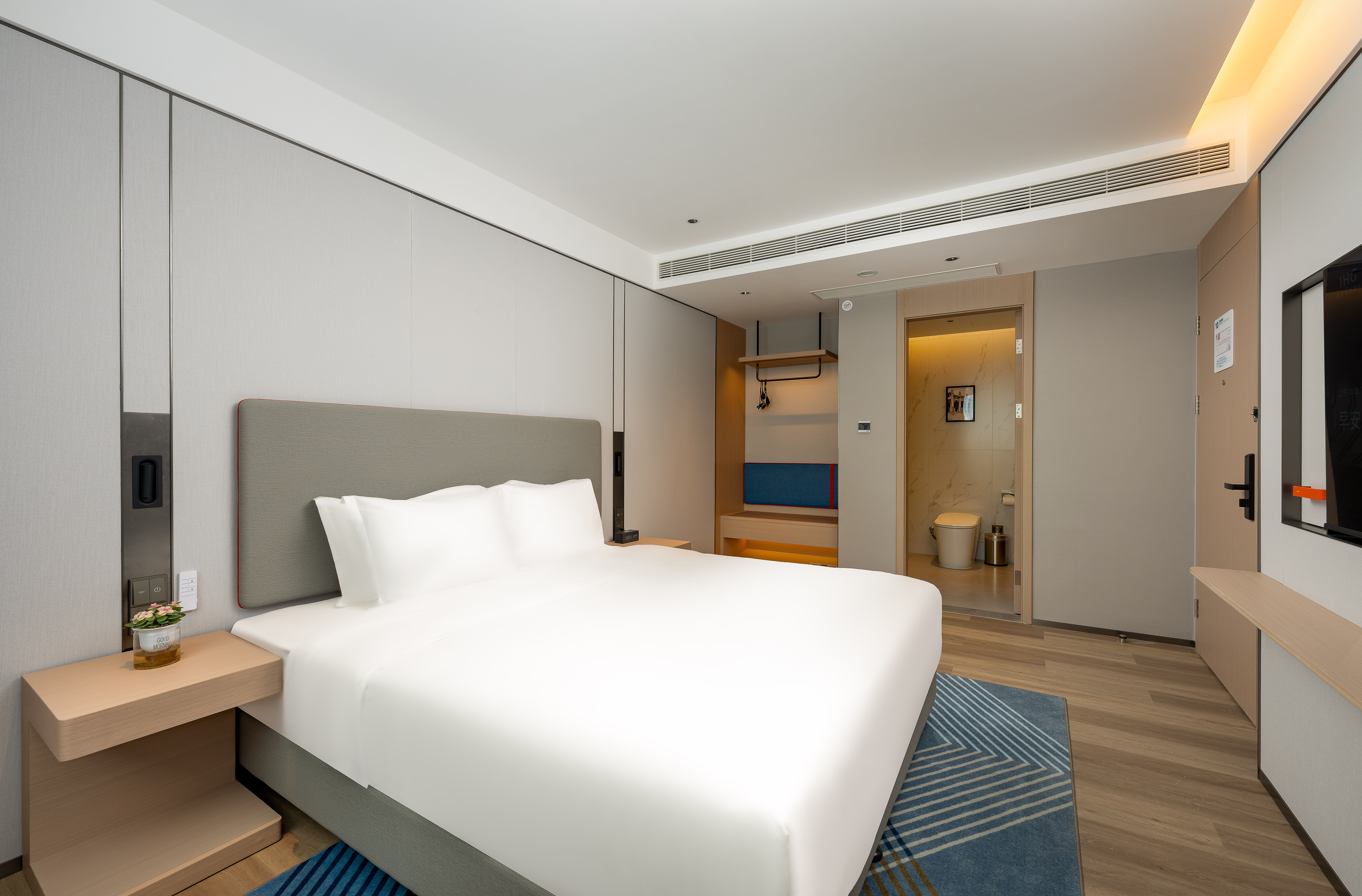 holiday inn express nanjing riverside an ihg hotel