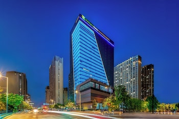 holiday inn express nanjing riverside an ihg hotel