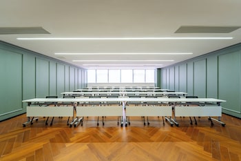 holiday inn express nanjing riverside an ihg hotel