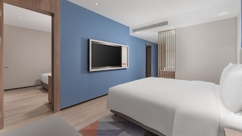 holiday inn express qingdao shibei an ihg hotel
