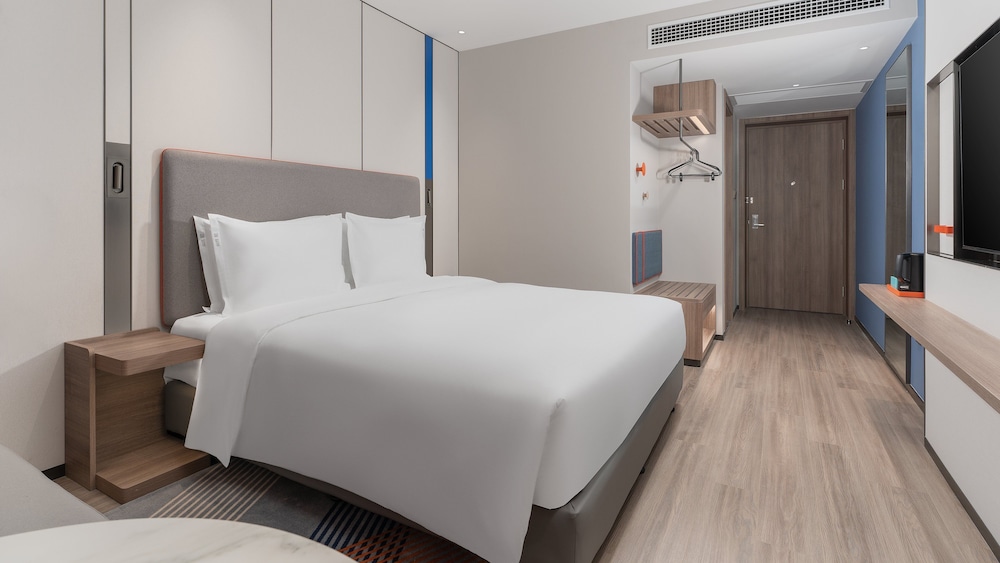 holiday inn express qingdao shibei an ihg hotel