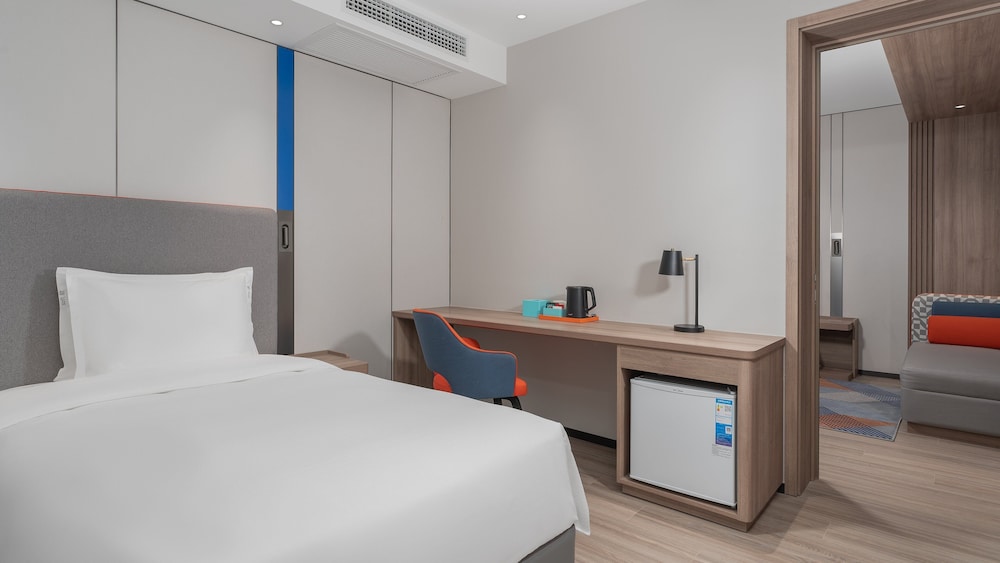 holiday inn express qingdao shibei an ihg hotel