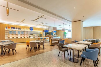 holiday inn express wuxi east station an ihg hotel