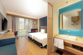 holiday inn express wuxi east station an ihg hotel