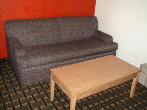 Executive Inn Of Arlington, Near At&T Stadium,,2 star