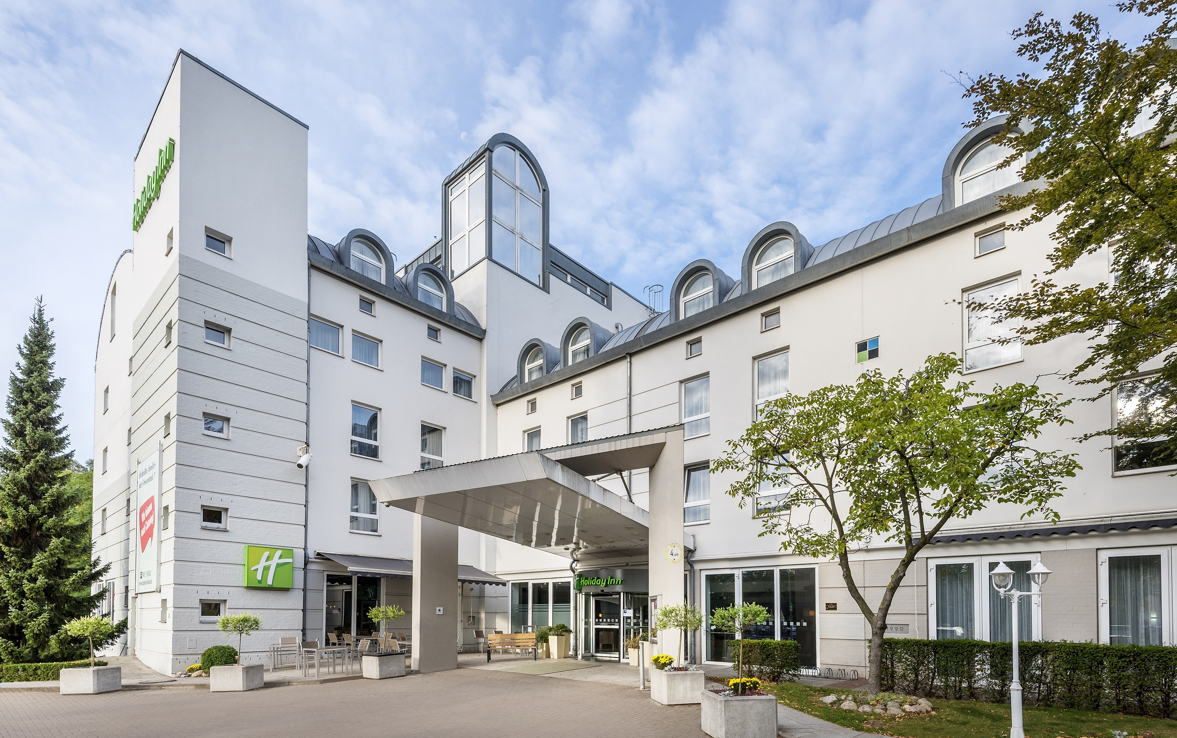 holiday inn luebeck by ihg