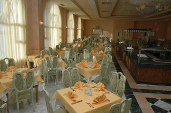 hotel royal jinene