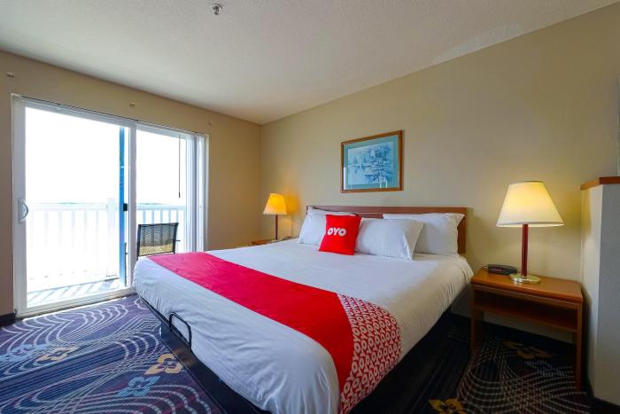 siletz bay beachfront hotel by oyo lincoln city