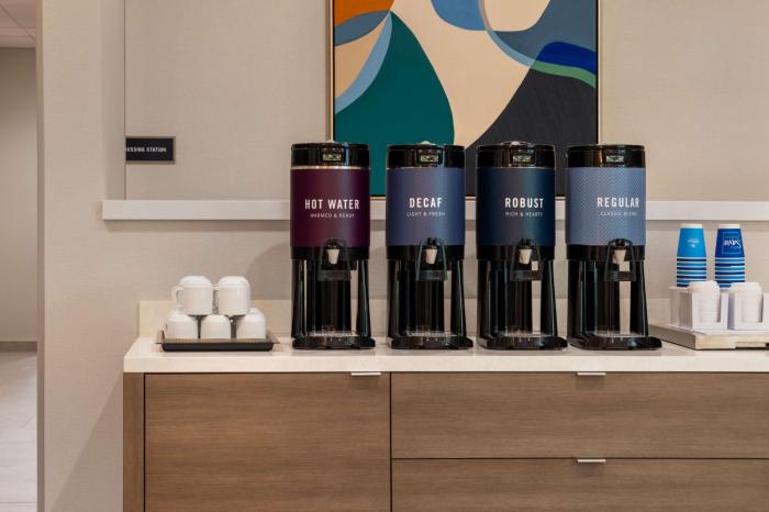 home2 suites by hilton ankeny