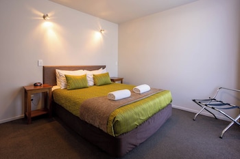 alpine glacier motel