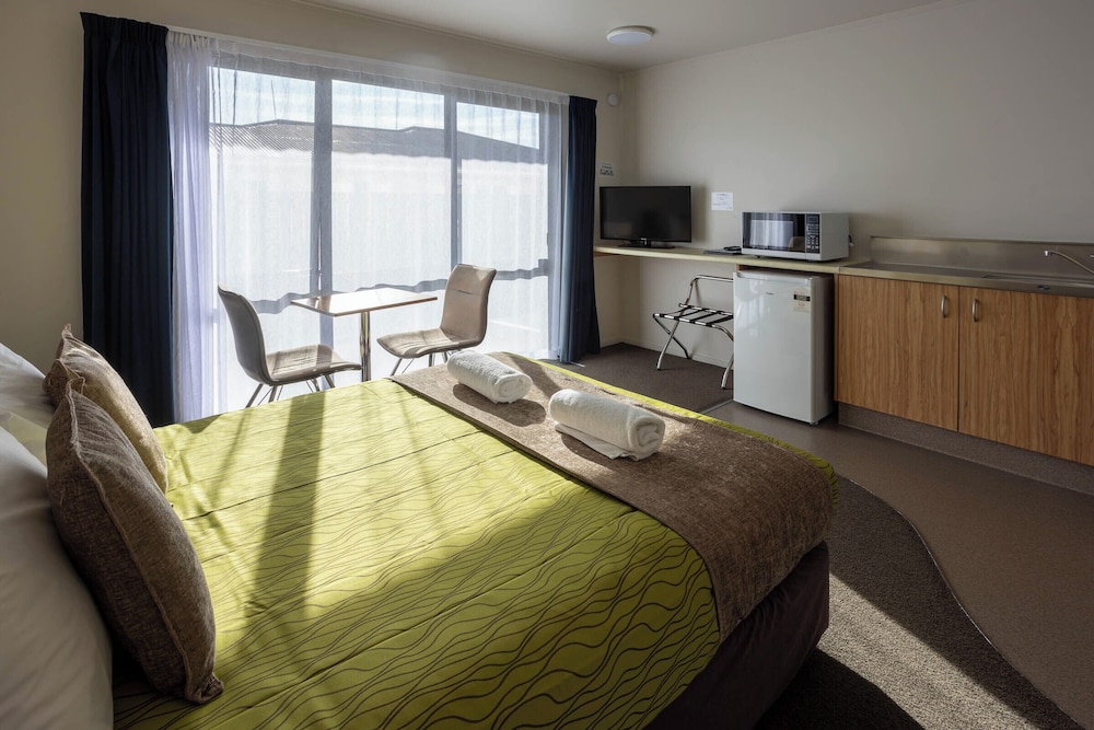 alpine glacier motel