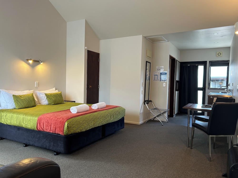 alpine glacier motel