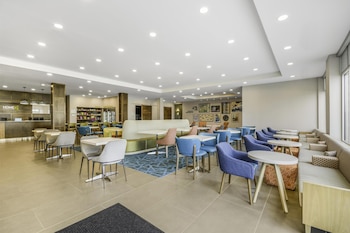 home2 suites by hilton cincinnati midtown oakley