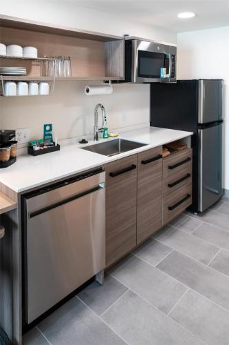 home2 suites by hilton effingham