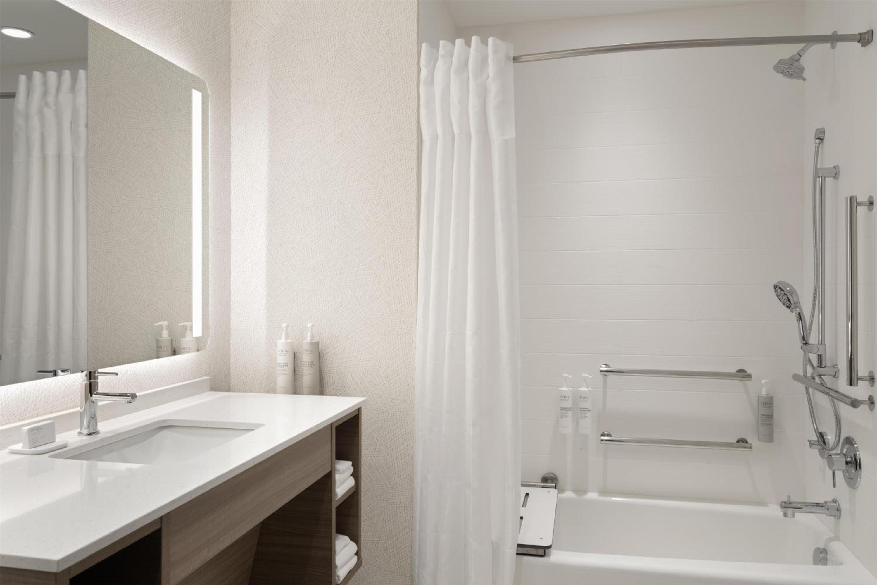 home2 suites by hilton kearney