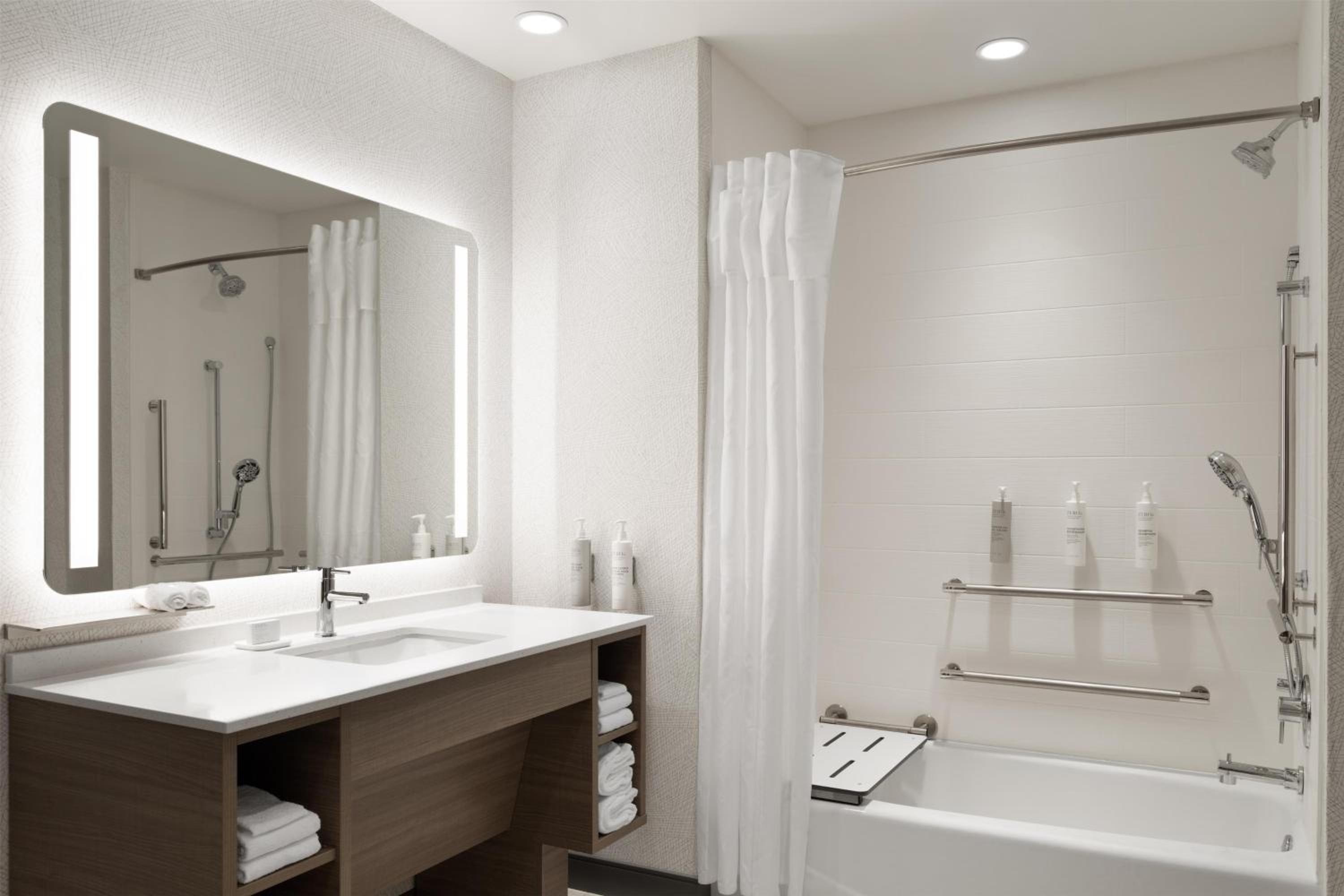 home2 suites by hilton kearney