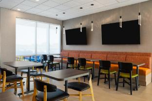 home2 suites by hilton kearney