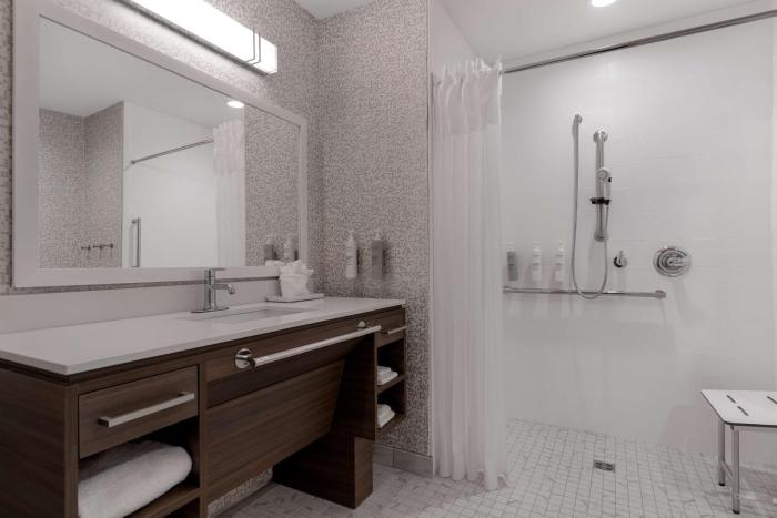 home2 suites by hilton kokomo