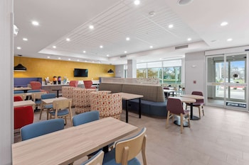 Home2 Suites By Hilton Lake Jackson,,3 star