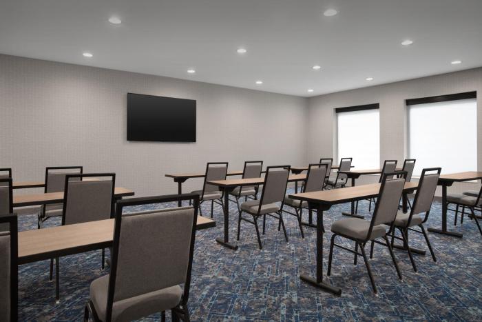 home2 suites by hilton lakeland north i 4
