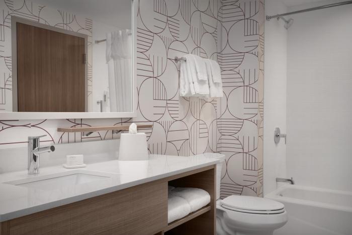home2 suites by hilton lakeland north i 4