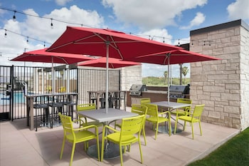 home2 suites by hilton laredo north