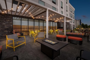 home2 suites by hilton marion