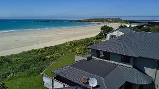 curio bay