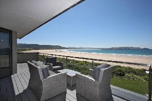 curio bay