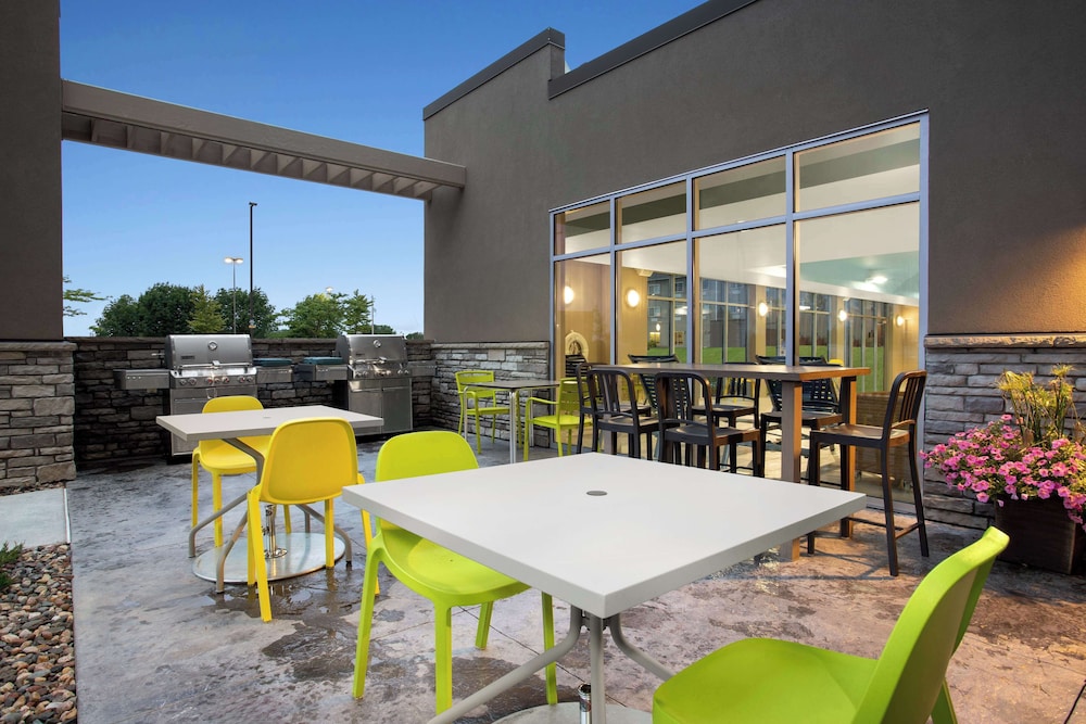 home2 suites by hilton owatonna