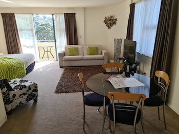 oceanside resort and twin towers