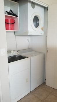 oceanside resort and twin towers