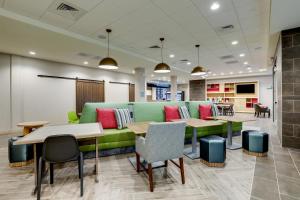 home2 suites by hilton sanford