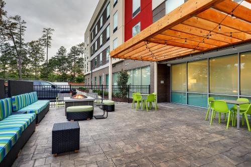 home2 suites by hilton sanford