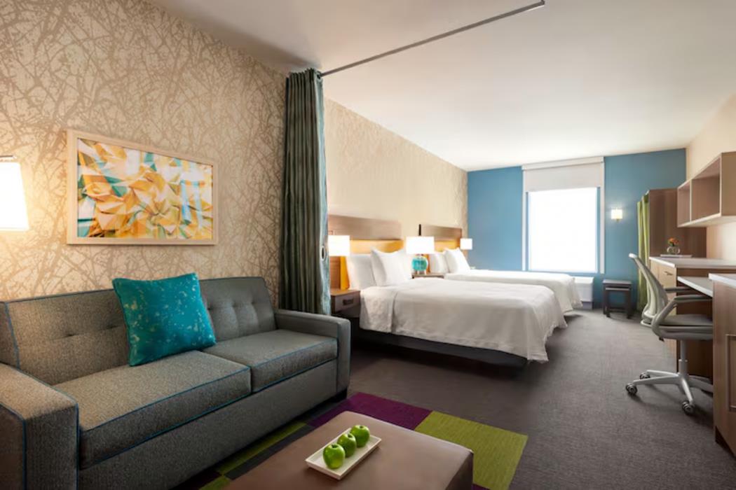 home2 suites by hilton sheboygan