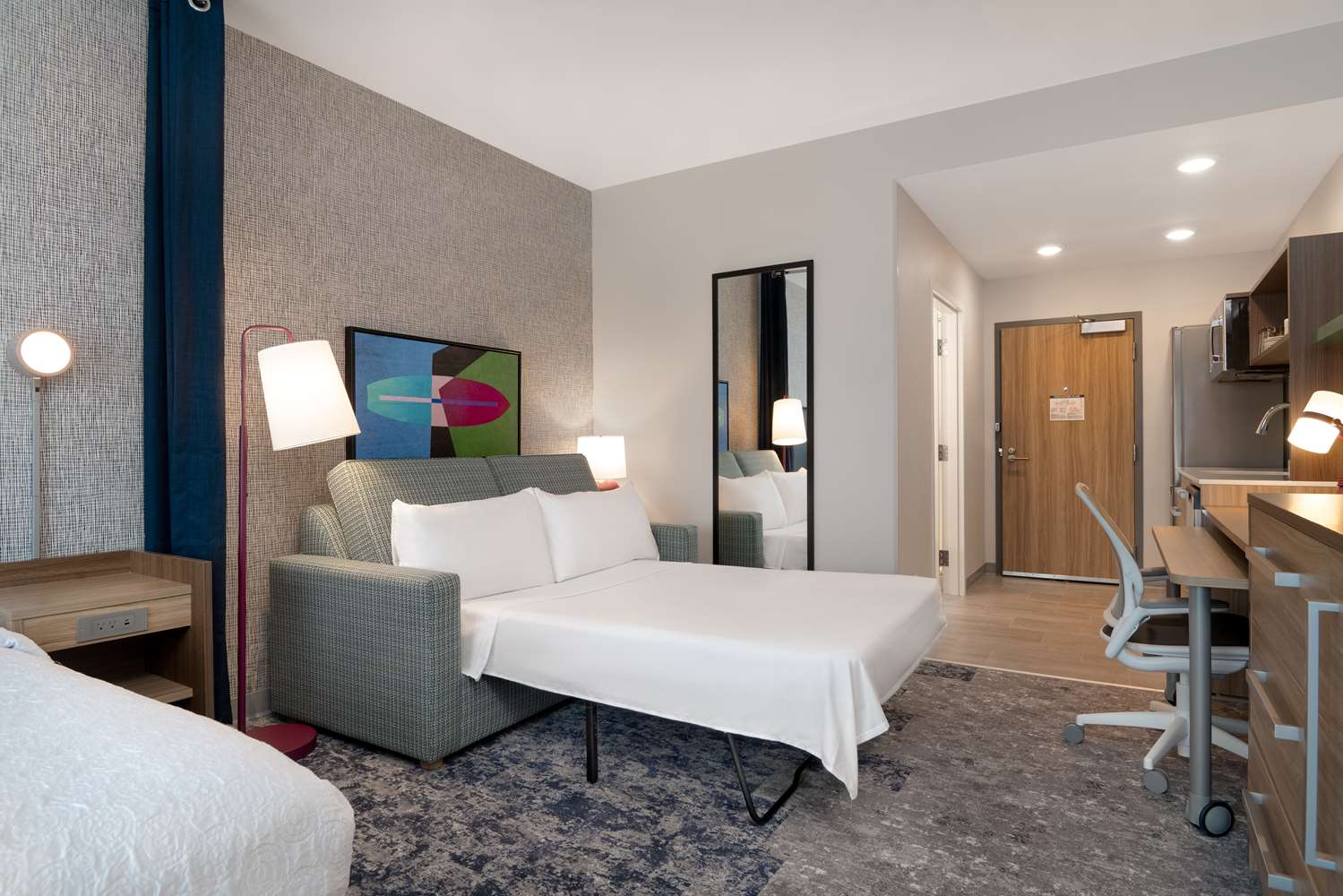 home2 suites by hilton sheboygan