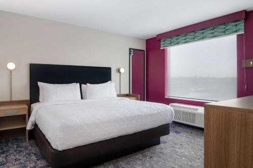 home2 suites by hilton sheboygan