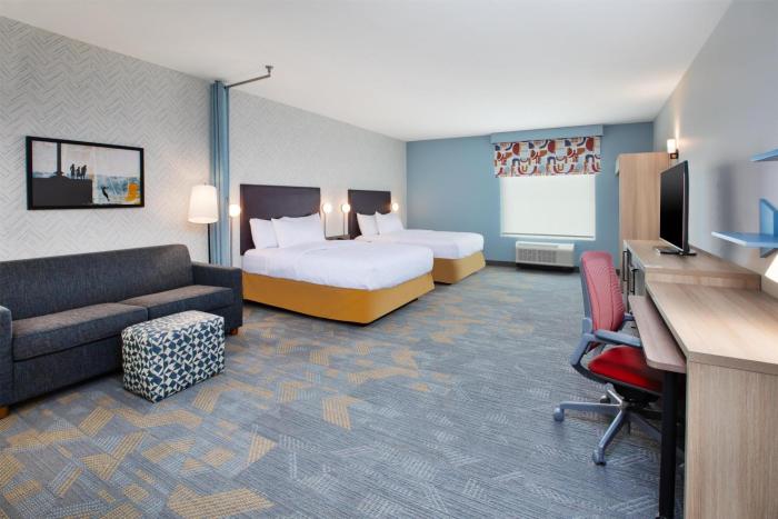 home2 suites by hilton traverse city