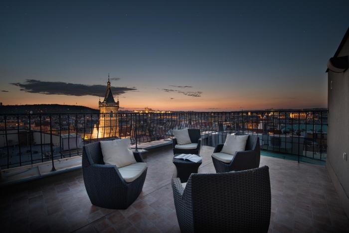 hotel suite home prague